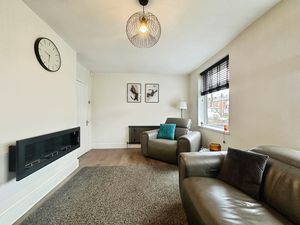 Lounge- click for photo gallery